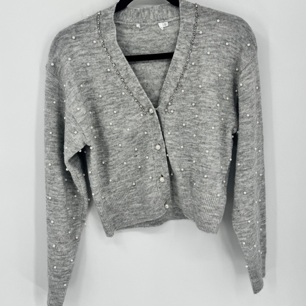 ASTR the Label Faux Pearl Embellished Cropped Cardigan Light Gray Women's Small - Picture 5 of 8